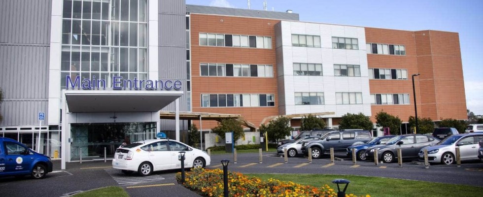 Taranaki DHB's excellence awards focus on last year's Covid-19 response